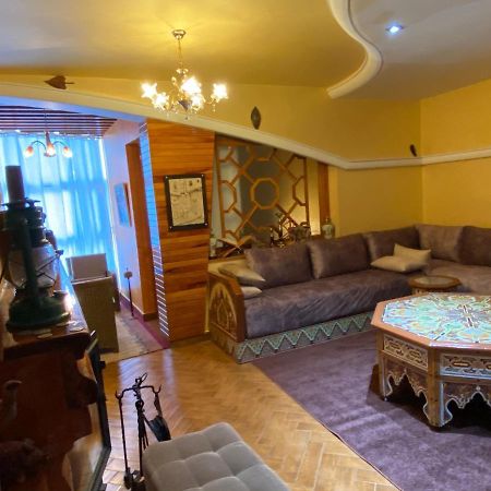 Tres Joli Appartement Au Centre De Ifrane Ифран Экстерьер фото