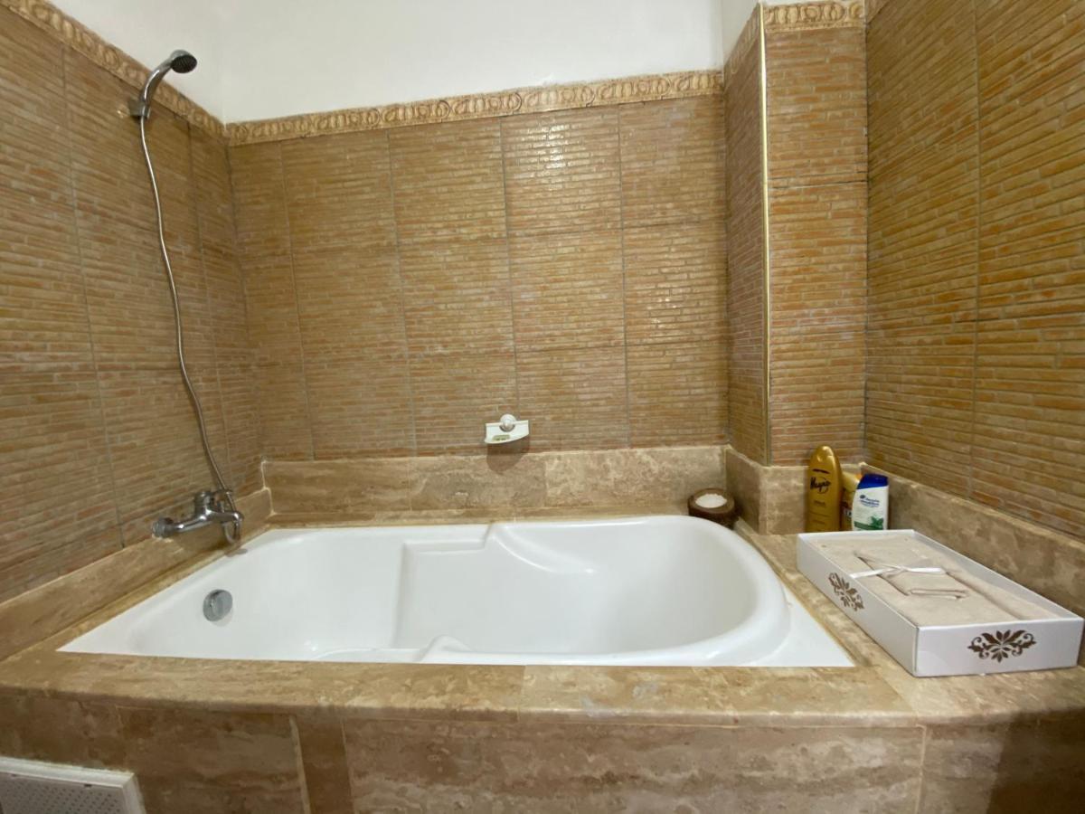 Tres Joli Appartement Au Centre De Ifrane Ифран Экстерьер фото